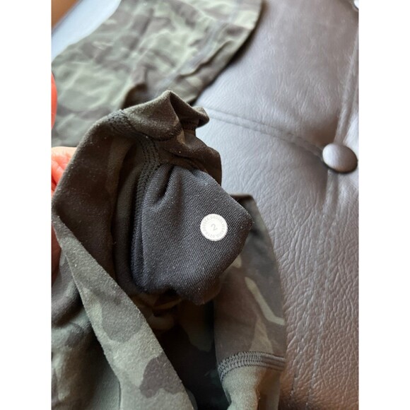 Lululemon Align Leggings *21" Green Camo - Picture 3 of 5